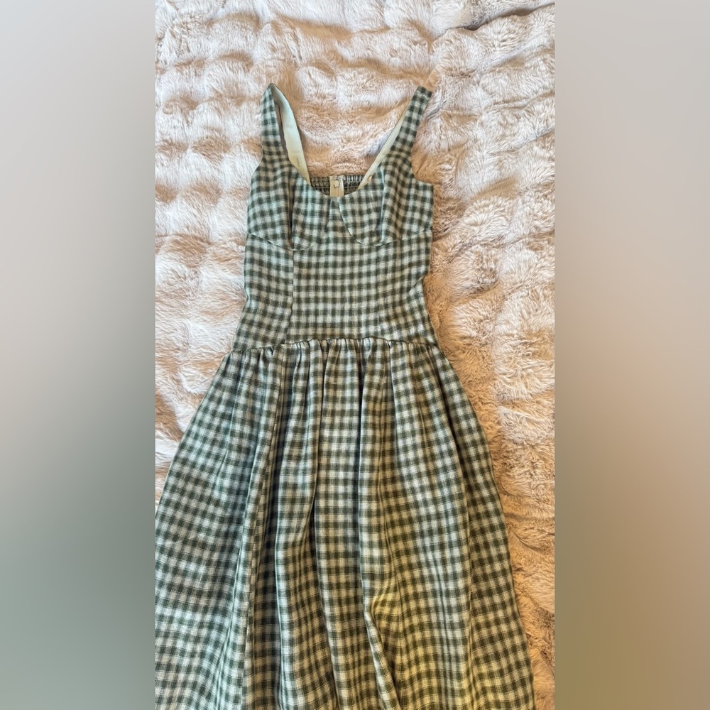 Reformation Roslyn Linen Dress in Cactus. Brand new without tags, never worn. - Picture 10 of 16